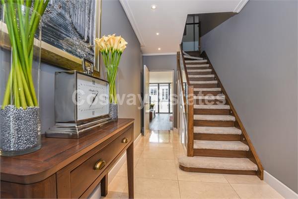 St Marys Crescent, NW4